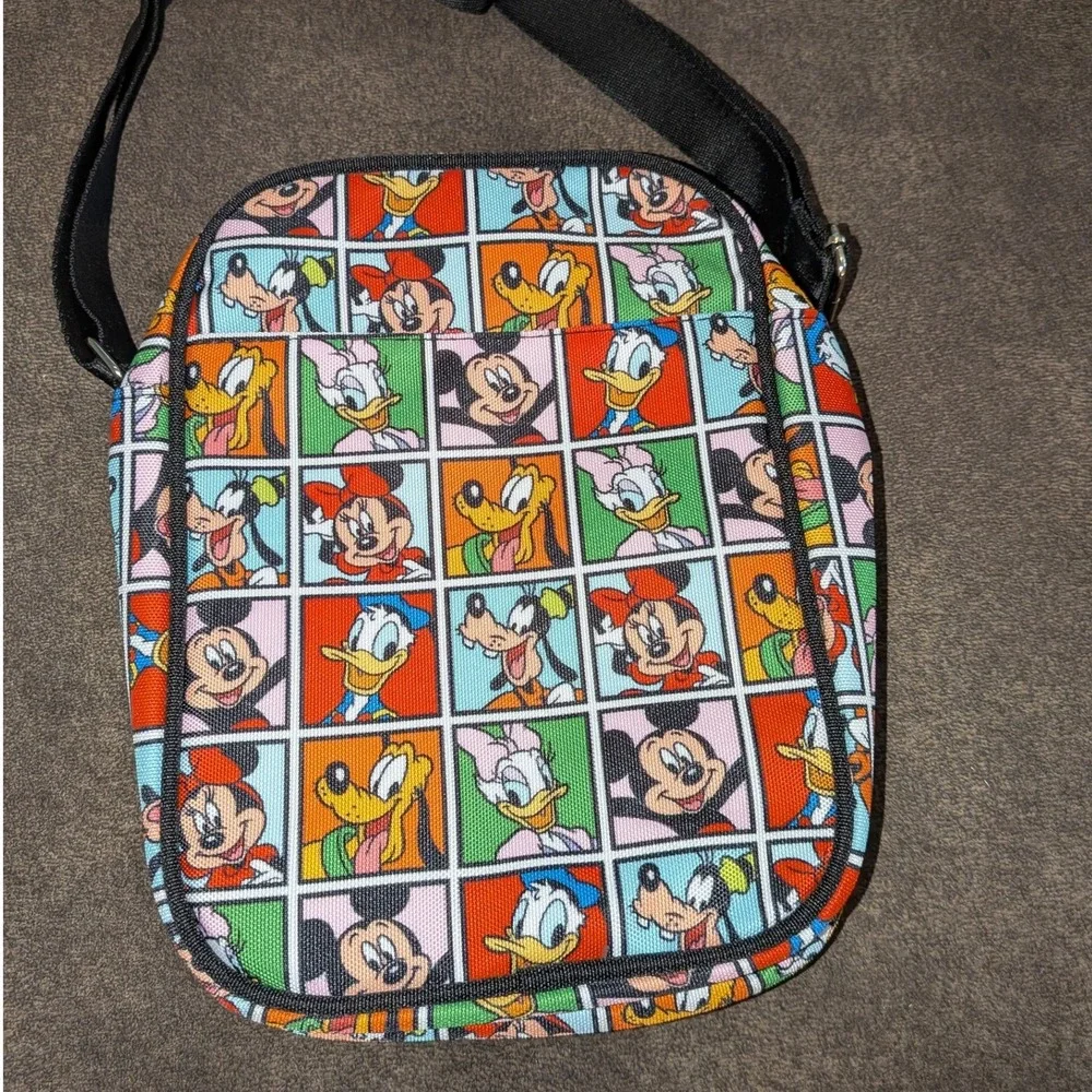 Disney‎ Parks Mickey & Friends Character Canvas Crossbody Bag Multicolor NWOT